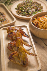 thai papaya salad with grilled chicken