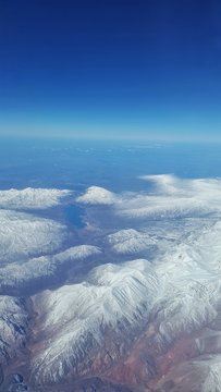 Vista a&eacute;rea de la cordillera de los andes nevada