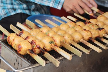 Grilled fish patty is delicious in market.