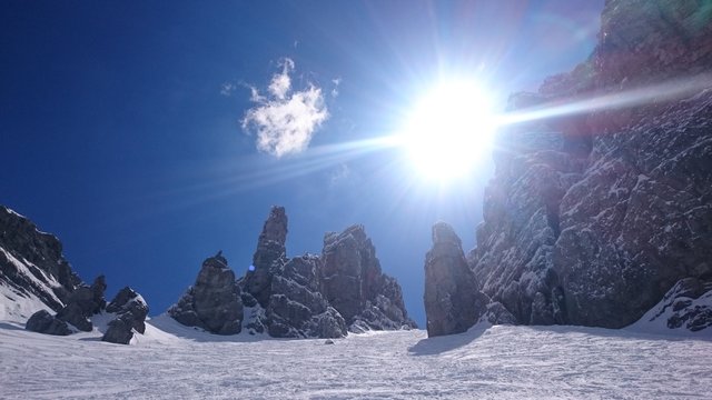 Sonee Schnee Felsen
