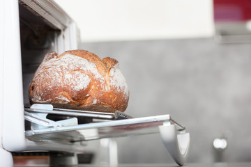 miche de pain au four