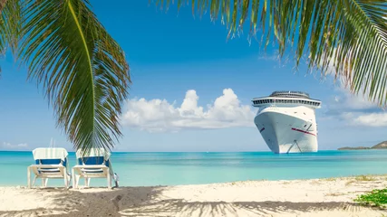 Washable wall murals Bora Bora, French Polynesia Cruise ship tropical beach