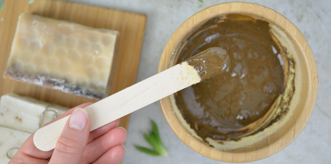 Ziołowa maseczka do twarzy