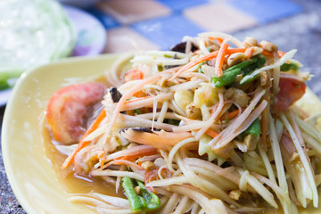 Hot and spicy papaya salad