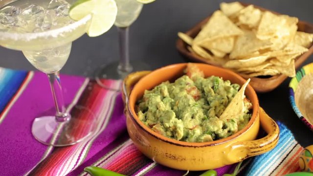 รูปภาพQuacamole – เลือกดูภาพถ่ายสต็อก เวกเตอร์ และวิดีโอ105 | Adobe Stock