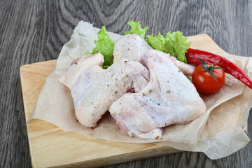 Raw chicken wings