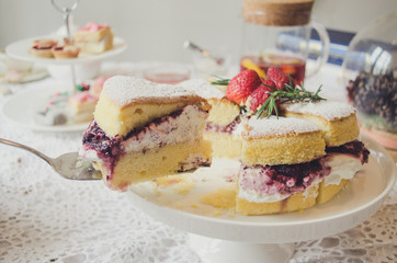 strawberry cake
