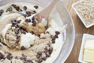 mixture in bowl with spatula.