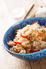 Rice noodles with seafood and capsicum