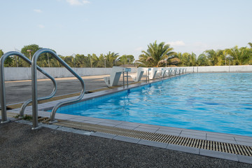 Obraz na płótnie Canvas Swimming pool