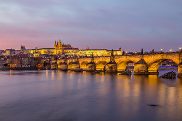 Fototapeta na wymiar Charles Bridge and Prague Castle at Sunset