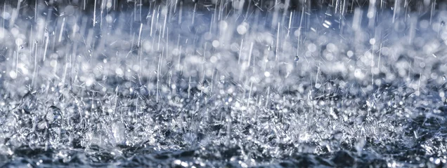 Fotobehang rain close up in detail © Vera Kuttelvaserova