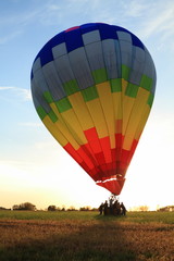 Obraz premium Hot Air Balloon landing