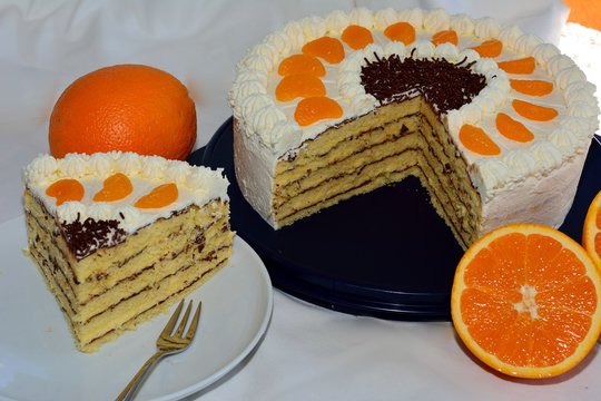 Schichttorte Images – Browse 205 Stock Photos, Vectors, and Video ...