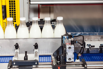 Packaging milk bottles line