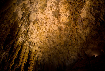 Stalactites in gyukusendo cave © leungchopan