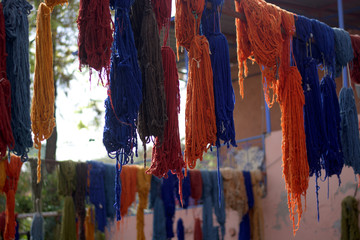 The colors of the wool to dry