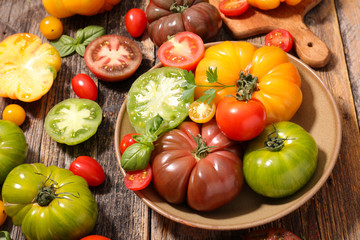 assorted variety of tomatoes