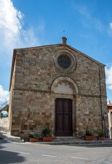 Fototapeta na wymiar antica chiesa dell'XI secolo