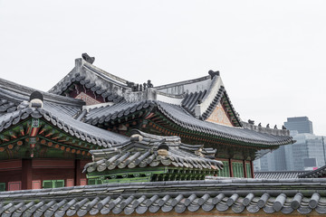 Fototapeta premium Architectural detail - Changdeokgung Palace in Seoul, republic K