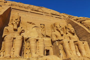 four figures Abu Simbel