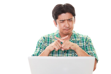 禁止の意思表示をする男性