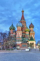 Fototapeta na wymiar Saint Basil's Cathedral in Moscow