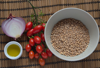 Farro e Pomodoro