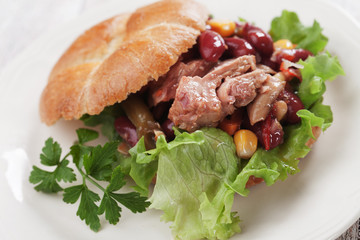 Tuna salad sandwich