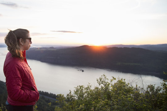 Woman enjoying view on hill, Angel's Rest, Columbia River Gorge, Oregon, USA