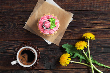 Coffee, cake and flowers