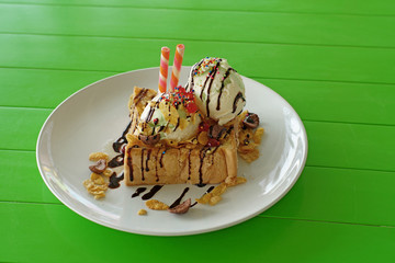 honey toast with vanilla ice cream