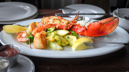Food - Seafood Combo