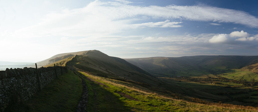 Dry stone wall on the peak of Mam Tor, Peak District, Derbyshire, England, UK