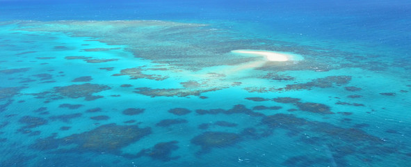Fototapeta na wymiar Aerial view of Oystaer coral reef at the Great Barrier Reef Que