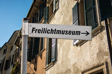 Schild 87 - Freilichtmuseum - obrazy, fototapety, plakaty
