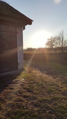 Wschód słońca na wsi © michalsen