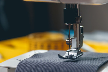sewing machine and item of clothing