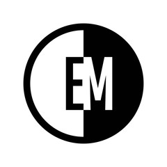 INITIAL CIRCLE HALF LOGO EM