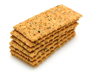 Crackers with tomato and basil 
