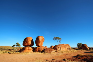 Devils Marbles, Australian outback