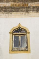 Fototapeta premium Altstadthaus mit maurischen Stilelementen in Lagos, Portugal