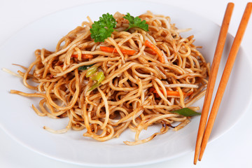 Asiatische Nudeln