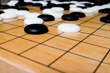 White go piece move toward corner