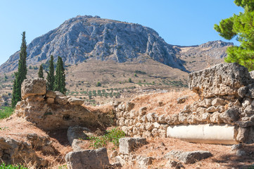 Руины древнего Коринфа