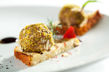 Chicken Liver Pate with Bread