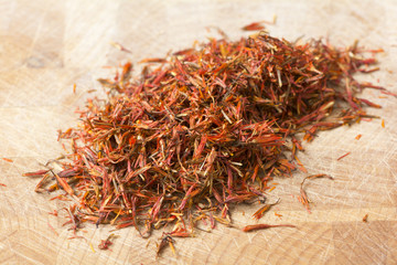 dried saffron