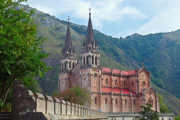 Fototapeta na wymiar Basilica of Our Lady of Battles in Covadonga, Asturias, Spain.