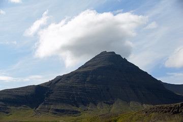 Fototapeta na wymiar Berg auf Snaefellsness, Island