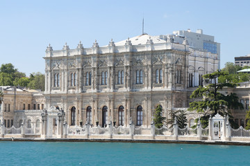 Fototapeta na wymiar Dolmabahce Palace in Istanbul, Turkey